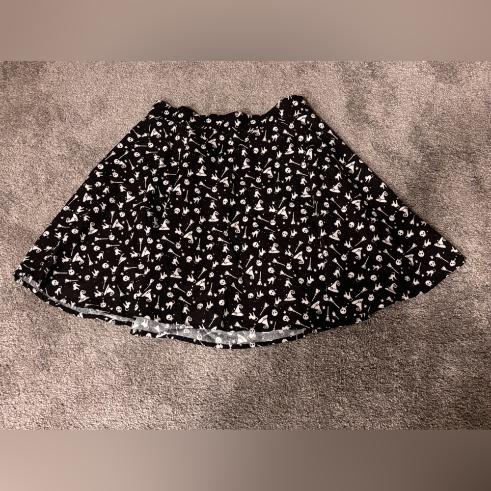 Dolls and Dames Black and White Halloween Witch Themed Midi Skirt Vintage